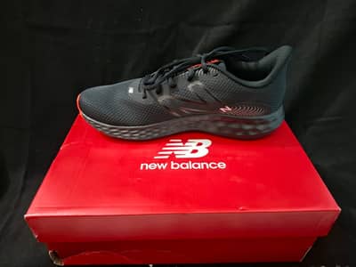 New Balance Original Shoes Size 8 – Black