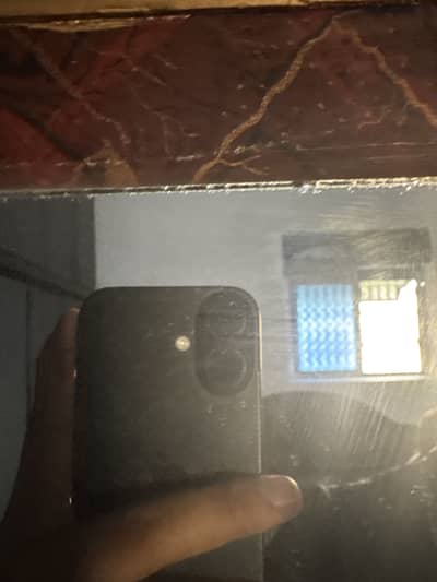 iPhone 16 factory unlock with 2 month physical time