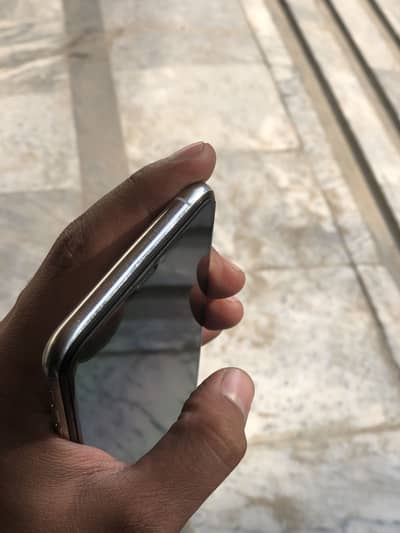 I phone xs max pta approved na open na rapir 64 GB only battery change