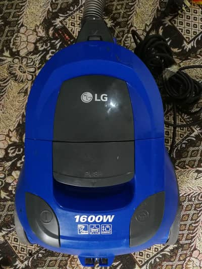 vacuum machine LG 1600W