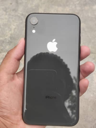 iPhone XR Jv 64 GB 4 months sim working Jv chip