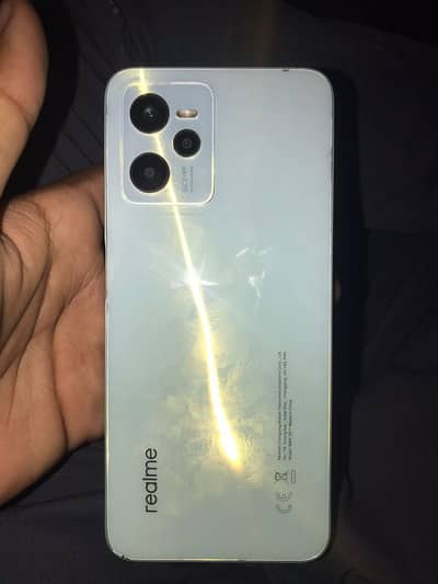 Realme c35