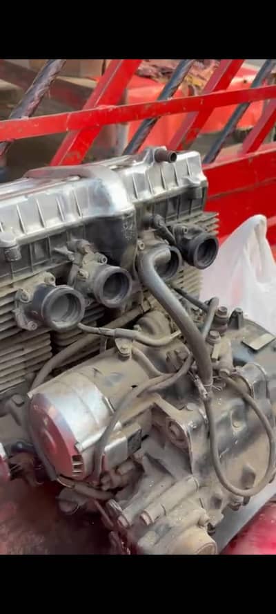 cbx 750 tanki and other parts