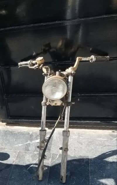 cbx 750 tanki 'engine  and other parts