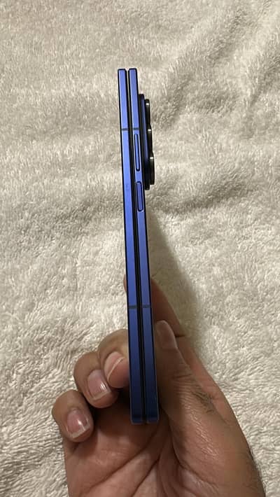 samsung z f9ld 7 Official PTA approved