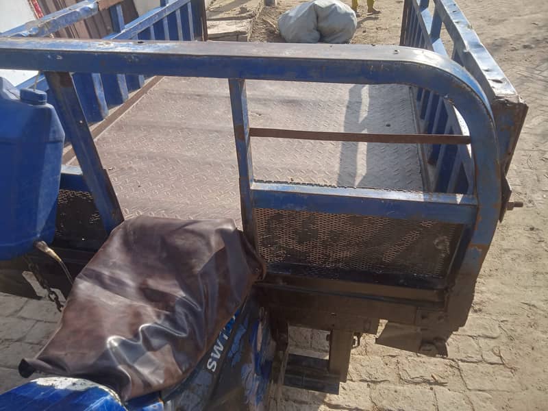 Loader rikshaw 150cc 6