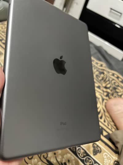 Ipad 7th Generation 128gb with Apple Pencil 1st Generation