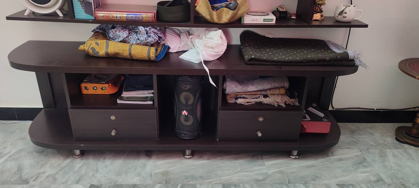 LED UNIT AND CONSOLE 1