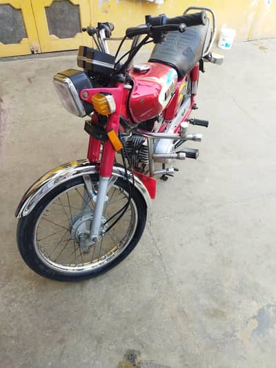 Yamaha YB 100 Royale