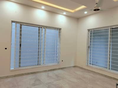 G9/1 Brand New Upper Portion 3Bed Servant