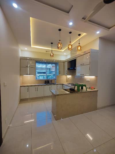 G10/2 14 Marla Ground Portion Ideal Location 3bedrooms (Picture For attraction)