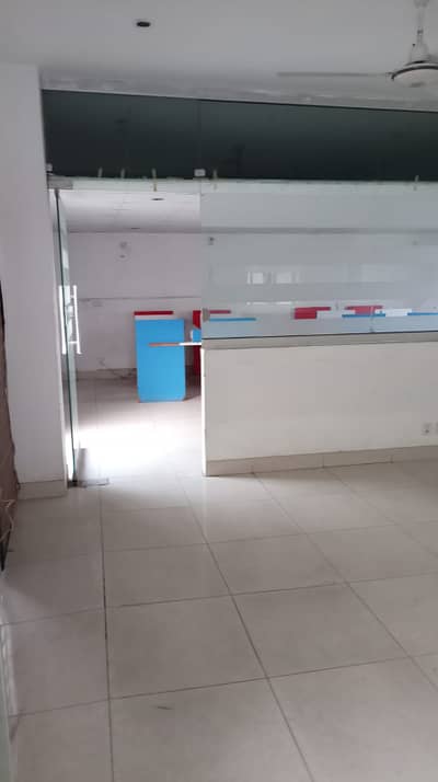 1 kanal Outstanding 2nd Floor Hall For COMMERCIAL USE in johar Town near SHAUKAT KHANUM HOSPITAL Prime Location