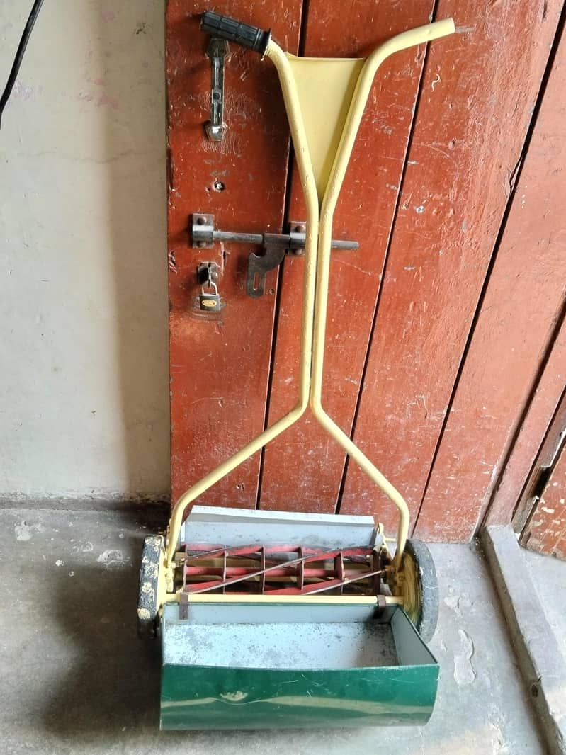 Grass cutting machine 1