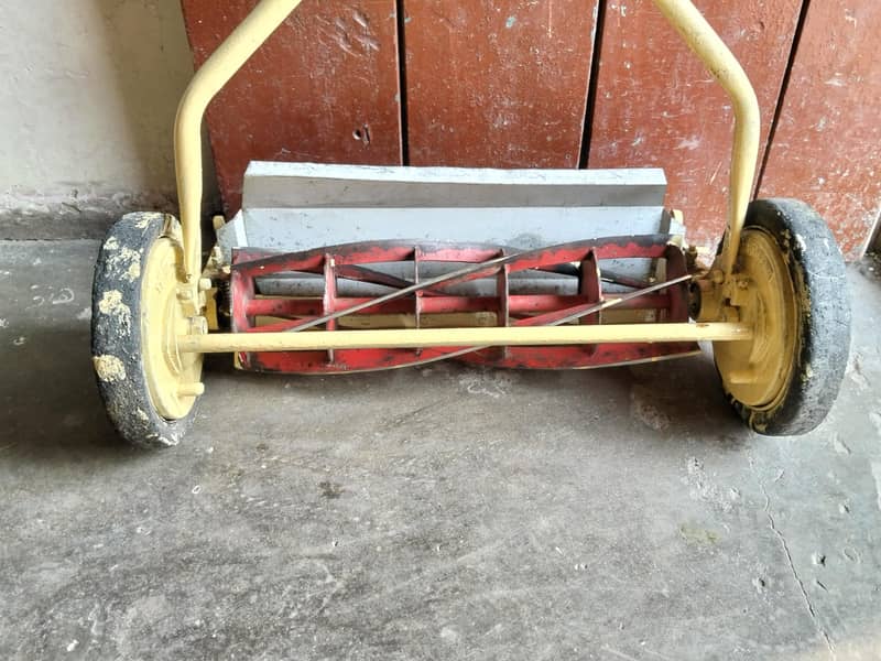 Grass cutting machine 3