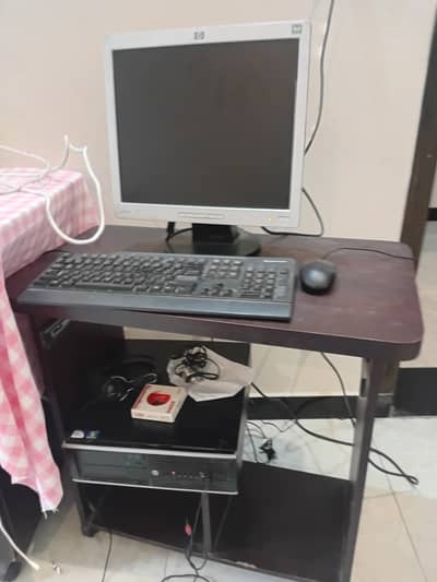 computer with table for sale 80000 fnf