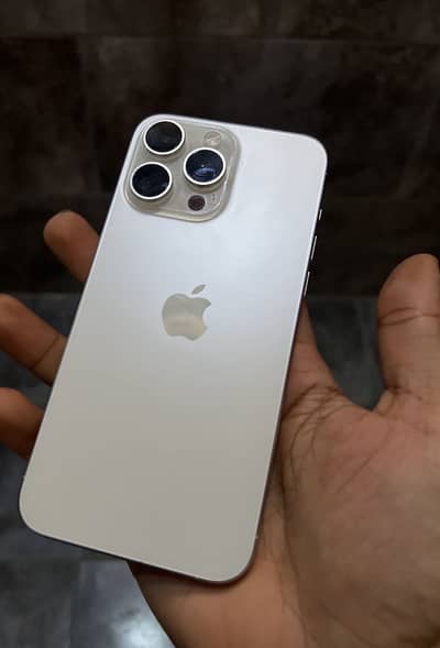 Iphone 15 pro max 512 gb Non PTA White Titanium