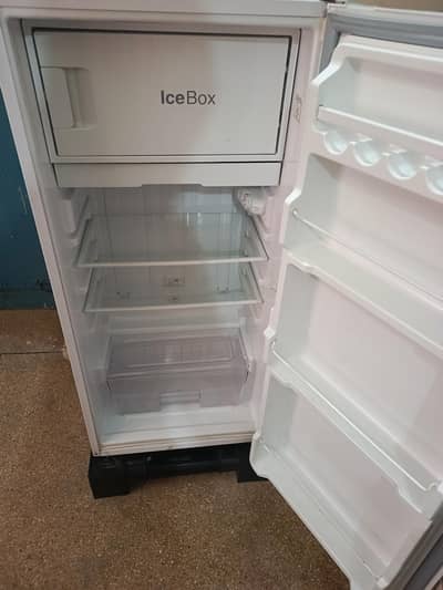 Dawlance Refrigerator