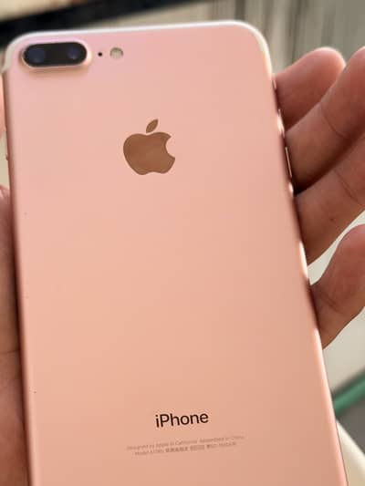 1 phone 7 plus Gold lush 10/10 condition finger print ok