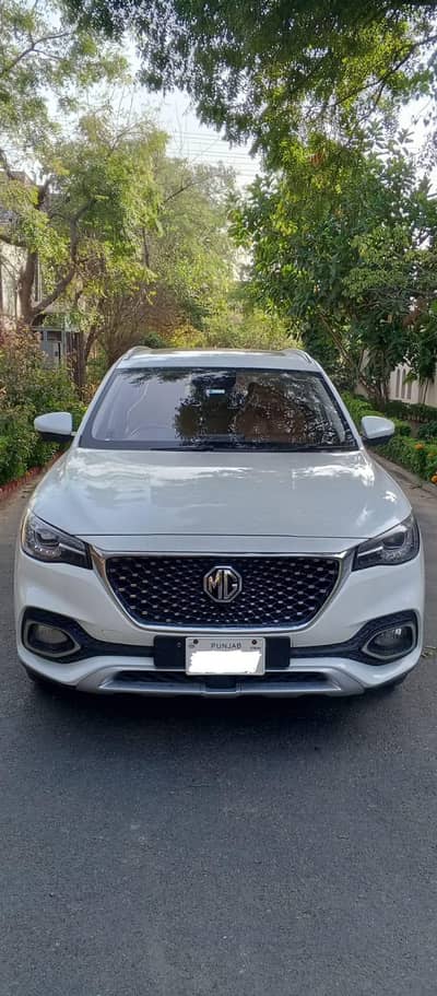 MG HS Trophy Model 2021