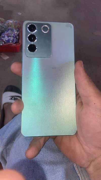 vivo v27e call ni bas message kar rah na 03263506600