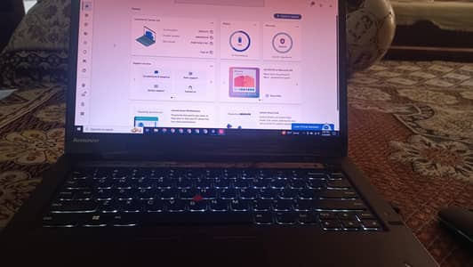 Lenovo X1 Carbon Core-i7 5th Generation 8GB Ram 128 GB SSD(M2)