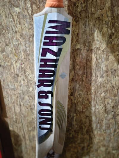 new hardball bat never use with ball but knocked with mallet