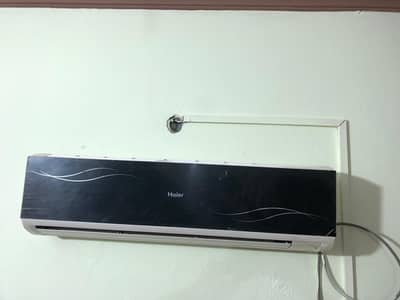 Haier 1.5 tone AC