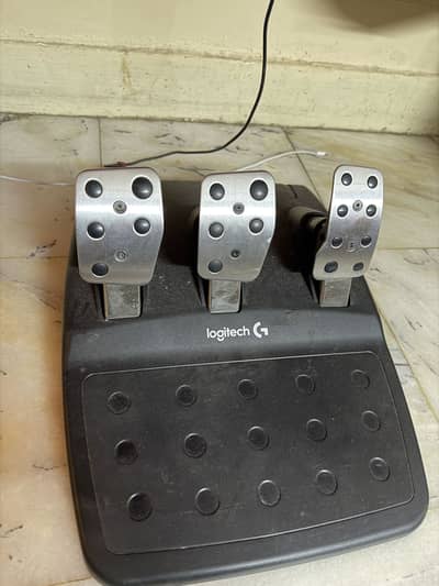 Logitech g920 steering wheel with shifter