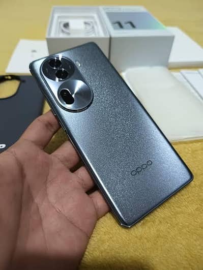 reno 11 5g full box airtight device 10/9.5 lush condition