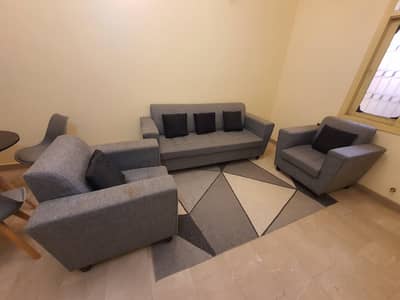 5 seater sofa decent