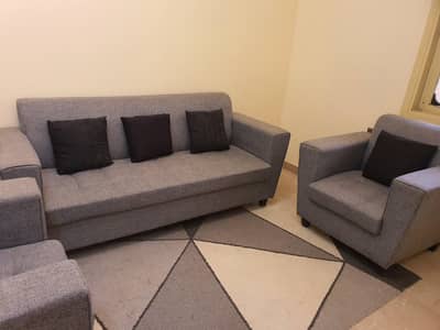 5 seater sofa decent