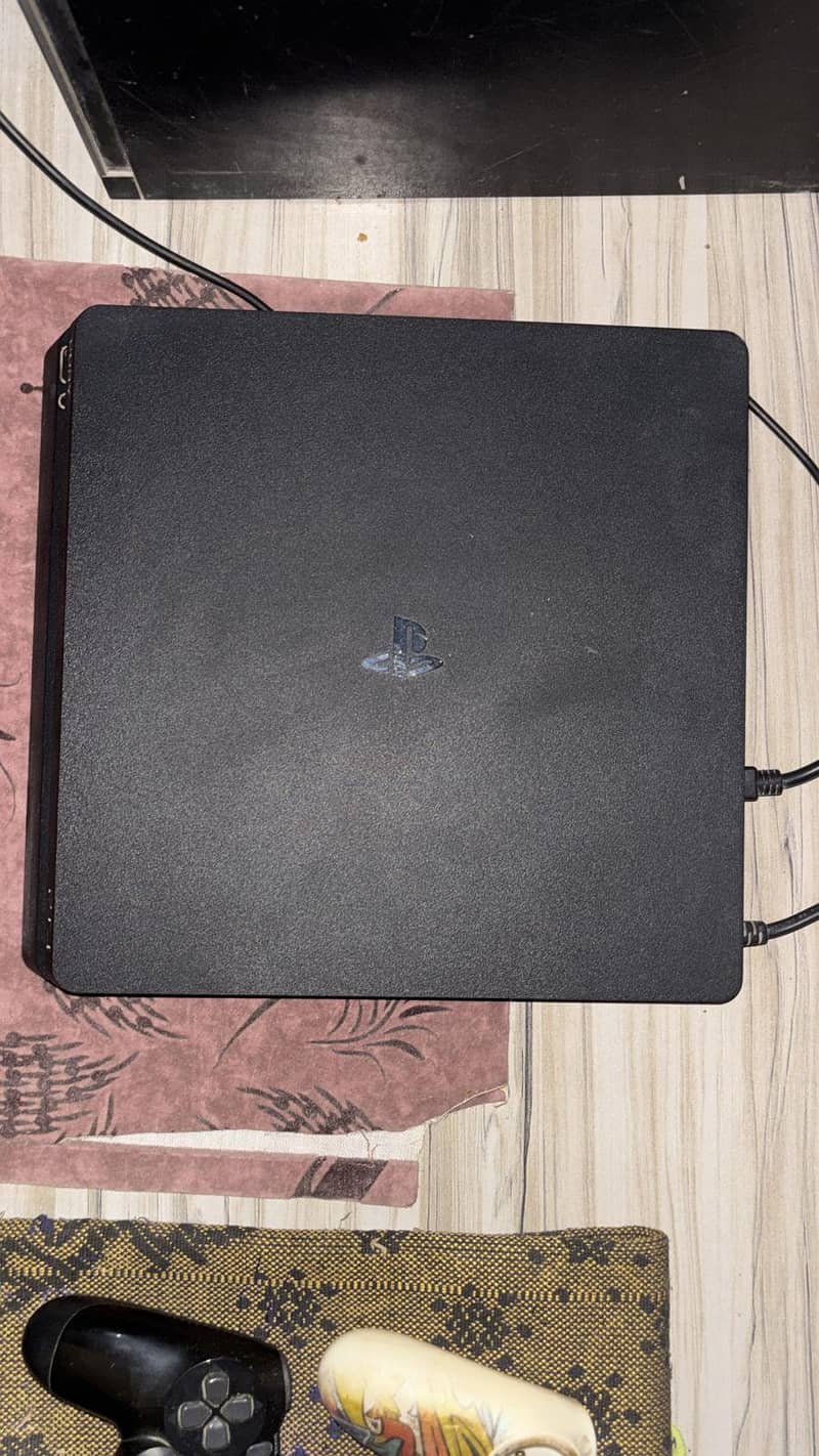 PS4 Original Controller + Games 0