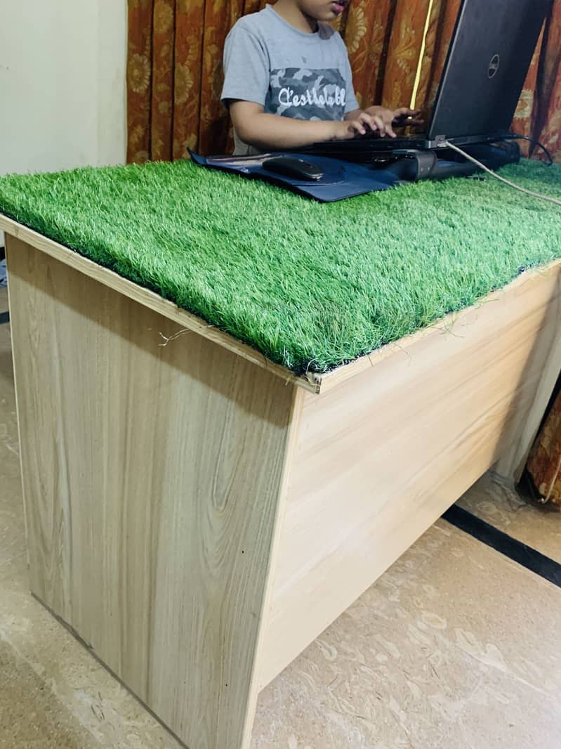 Computer table and chair 2