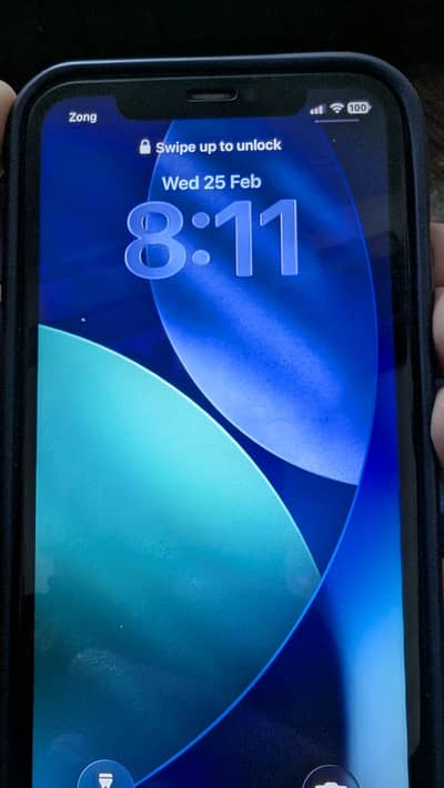 Iphone 11 Zong Sim chala Raha hai