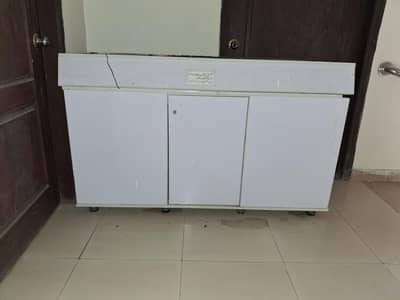 Counter Desk and Decor Desk