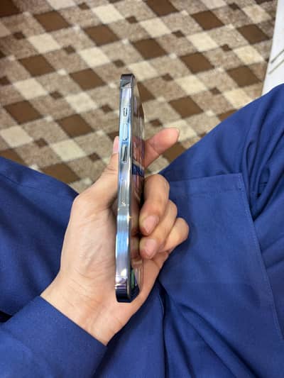 iPhone 13 Pro non pta factory unlock  256GB 4months time 10/10