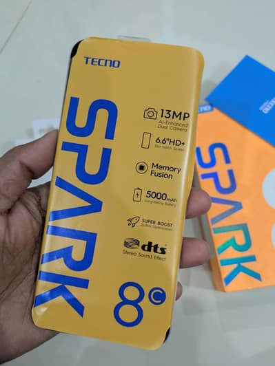 Tecno spark 8C