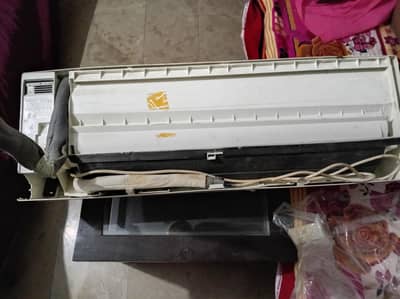 sharp dc inverter ac.