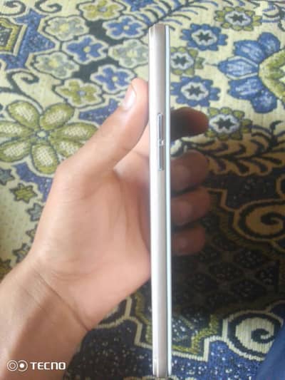 All ok camera quality good RAM 6 Storage 128