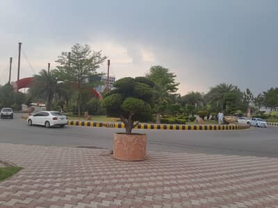 Ground Floor, Back Open, Ideal Space Available For Rent