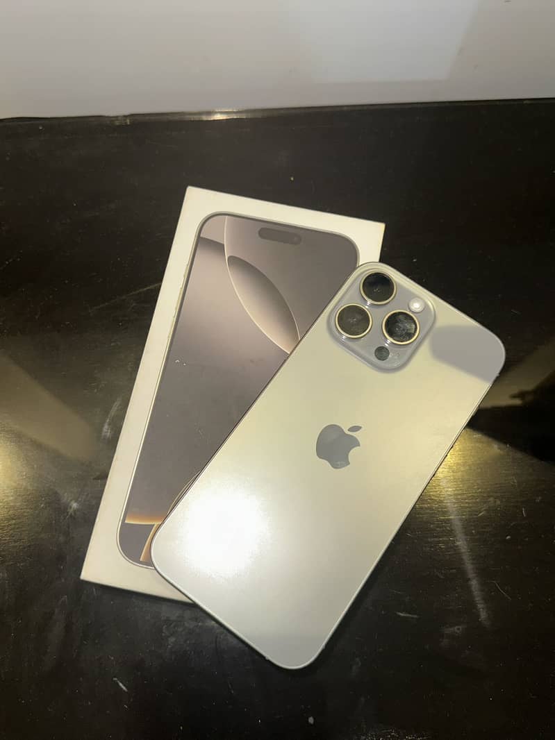 Iphone 16 pro max 1