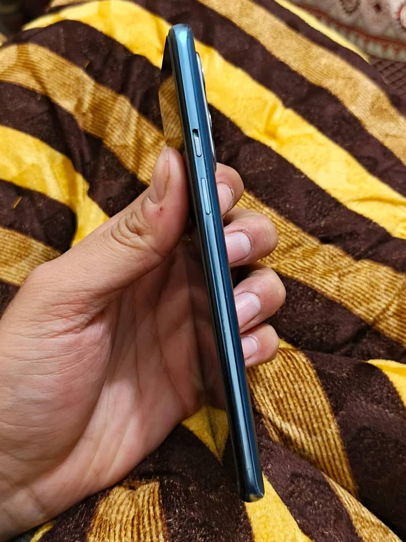 OnePlus 9 5