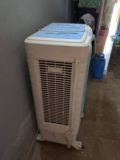 AC-DC Room Cooler just like new