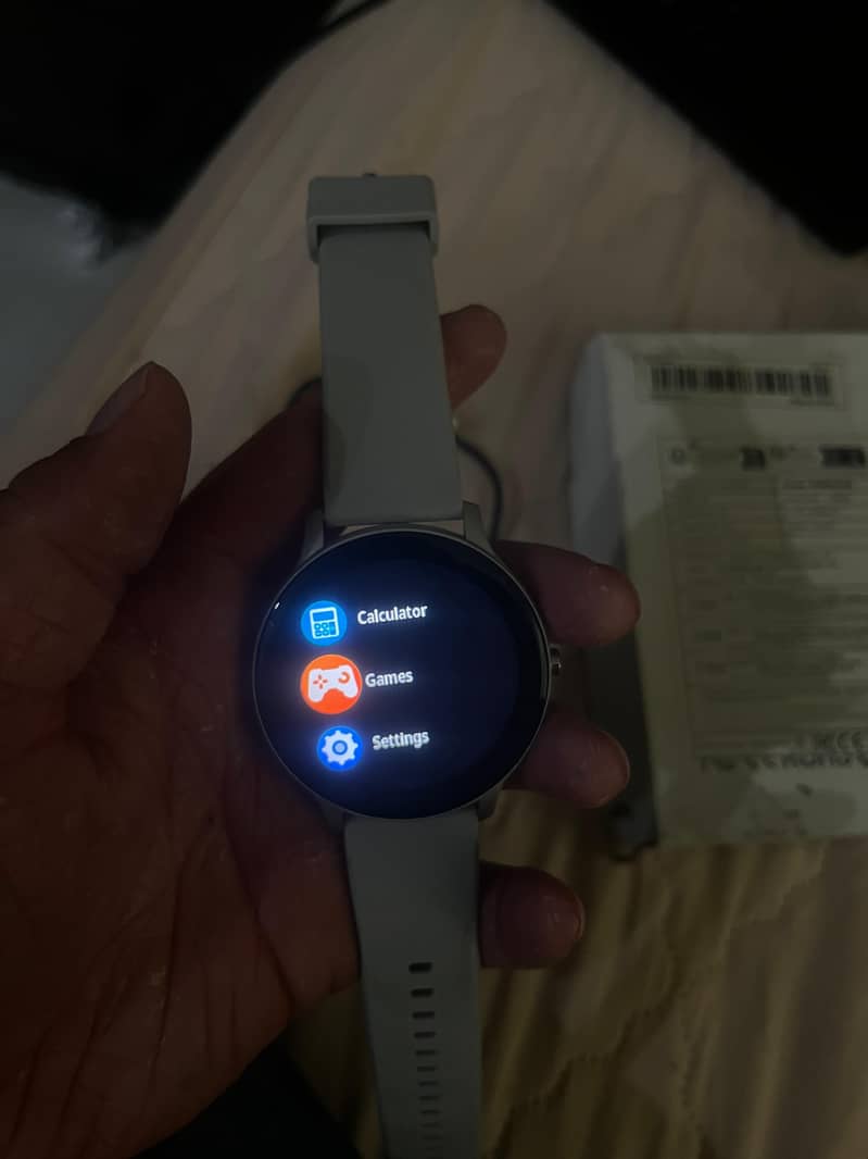 SmartWatch 1