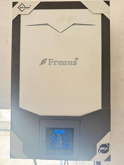 fronus hybrid 4.2 4200 waat 100% ok condition