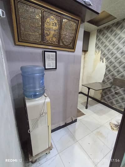 GROUND FLOOR COMMERCIAL SPACE AVAILABLE IN BLOCK 13-B, GULSHAN E IQBAL