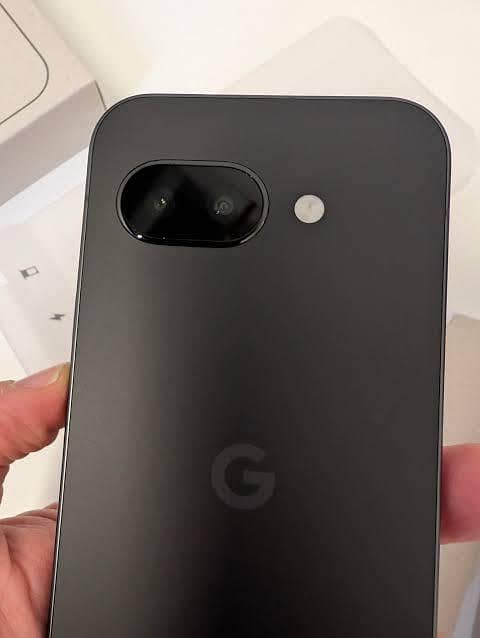 Google Pixel 9A 3