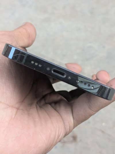 iphone 12 pro 128 gb icloud locked