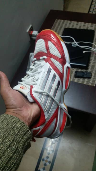 badminton shoes