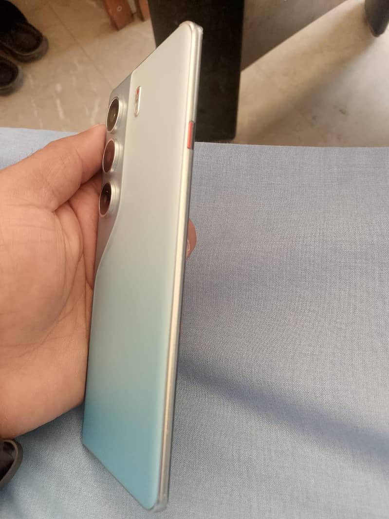 tecno camon 40 pro 2